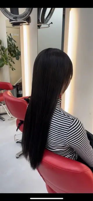 ロング ダイキ/ 艶感カラー✨️のヘアスタイル
