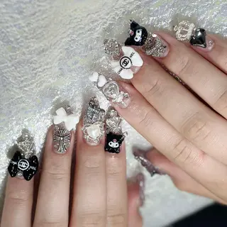 ネイル Queens PUPUのネイルデザイン