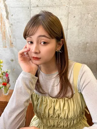 ミディアム 艶髪／レイヤー／ 透明感🎀／MARIのヘアスタイル