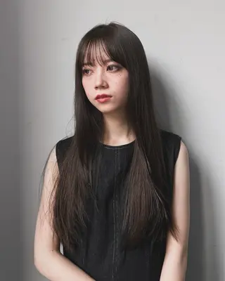 ロング レイヤー/顔周り カット/松岡 祥利のヘアスタイル