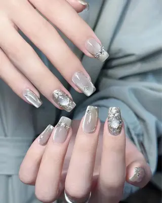 ネイル AngelChris ビューティーサロンのネイルデザイン