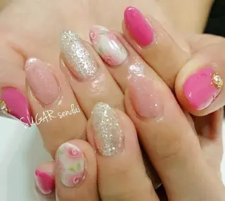 ネイル 鈴木 ゆかりのネイルデザイン