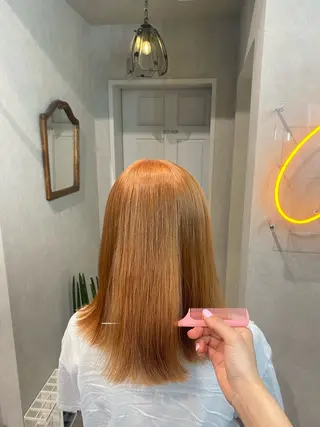 ミディアム カラー 派手髪ハイトーン💛 ネイル💅まりなのヘアスタイル