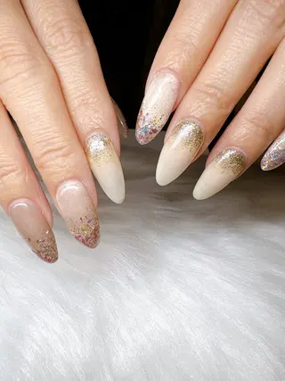 ネイル ECLAT エクラ所属・寺山 千鶴のネイルデザイン