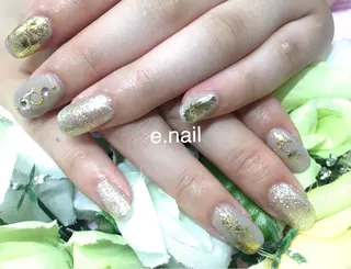 ネイル e.nail所属・和賀井 恵理のネイルデザイン