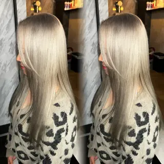 ロング カラー ainya/心斎橋 /ハイトーン/カラーのヘアスタイル