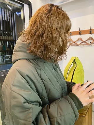 ショート パーマ 鳥海 海のヘアスタイル