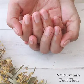 ネイル Petit Fleur所属・青柳 亜梨奈のマツエク・マツパデザイン