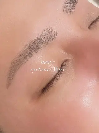 アイブロウ soi.所属・f. harukaのネイルデザイン