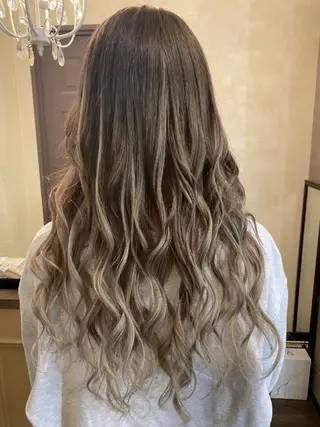 ロング Magic Mush のヘアスタイル