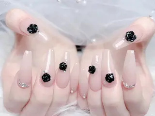 ネイル MoMoA Nail ネイル長さ出し専門店のネイルデザイン