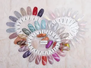 ネイル Tiary Nail Fのネイルデザイン