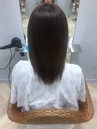 ミディアム 新田 璃那のヘアスタイル
