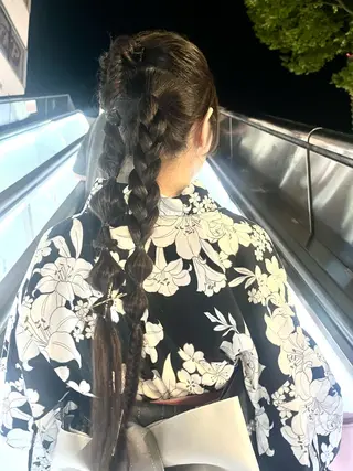 ロング ヘアアレンジ 🎀韓国ヘア /KAHO🎀のヘアスタイル