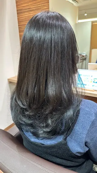 ロング 飯塚 優希のヘアスタイル