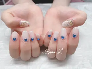 カラー ネイル 芦辺 香奈のネイルデザイン