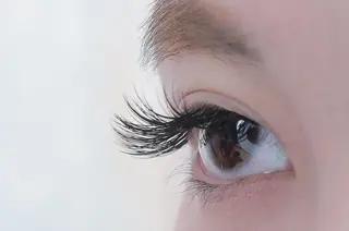 マツエク・マツパ es　eyelash Sofa仙台駅前のマツエク・マツパデザイン