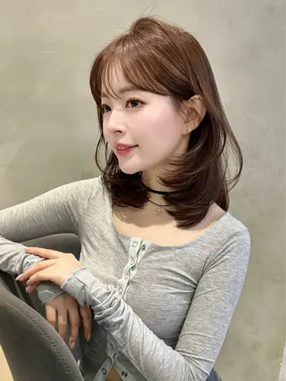 ミディアム カラー GLROW haruhiのヘアスタイル