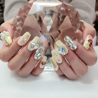 ネイル Coco Girlsのネイルデザイン