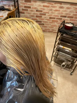 カラー YUSICA  所沢 イマムラ✳︎✴︎のヘアスタイル