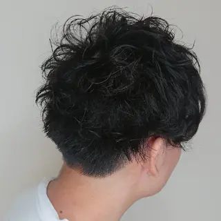 メンズ カラー パーマ ヘアアレンジ ブリーチ/ヘアケア/ 艶髪/イギチハルのヘアスタイル