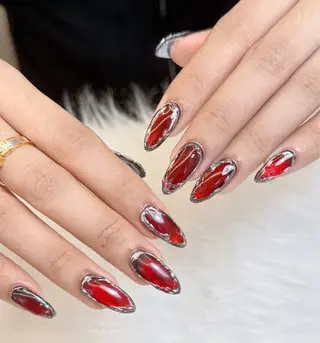 ネイル Luxe Nailのネイルデザイン