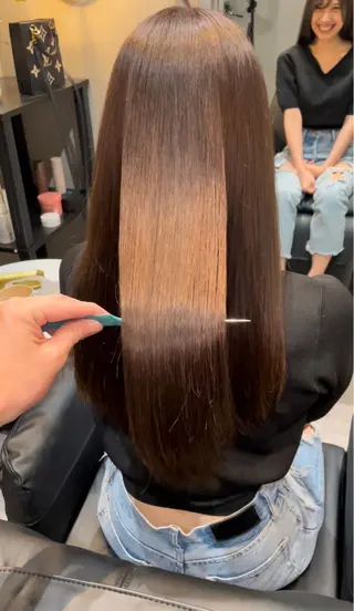 ロング パーマ 【レイヤーカット】 関根【コテ巻パーマ】のヘアスタイル