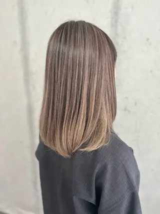 カラー sena 《Mariana》のヘアスタイル