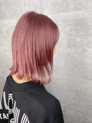 ミディアム カラー _WHITE 天王寺のヘアスタイル