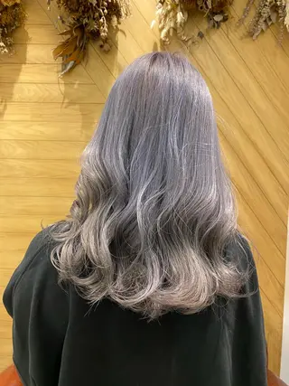 カラー 井上 舞のヘアスタイル