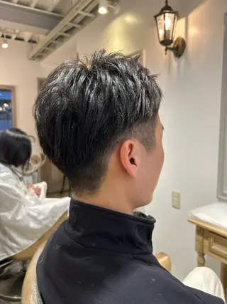 メンズ 髪質改善／似合わせ ショート／芝　圭佑のヘアスタイル