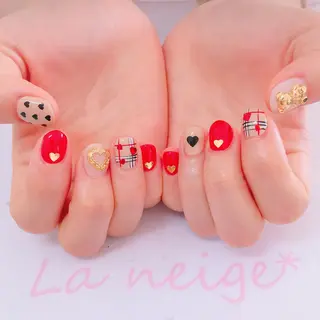 ネイル La neige* yuki 🥯🍑のネイルデザイン