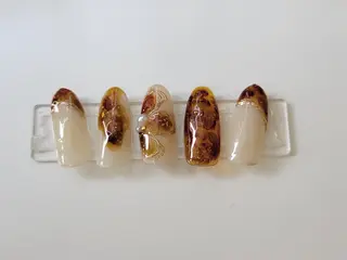 ネイル アンビアンテ浦和店所属・アンビアンテ 🐰 大山のネイルデザイン