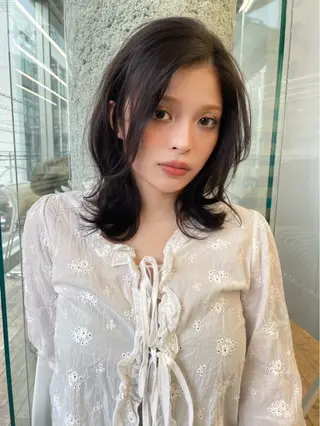 ミディアム カラー Gisel エリナのヘアスタイル
