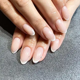 ネイル Flore (フロール)の眉毛・アイブロウイメージ