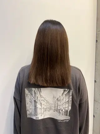 セミロング 岸田 莉奈のヘアスタイル