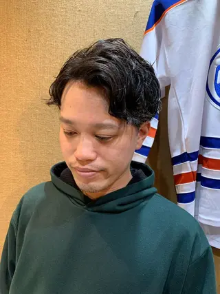 ショート パーマ プレミアムバーバー新宿店所属・新宿駅近！ 💈口コミ多数✨のヘアスタイル