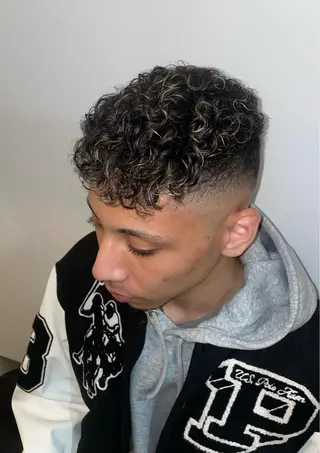 メンズ エクステ/ダブル カラー/LISAのヘアスタイル