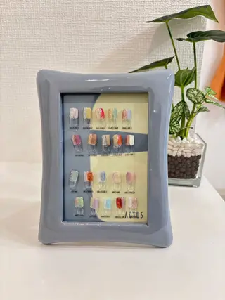 ネイル 福山 千尋のネイルデザイン