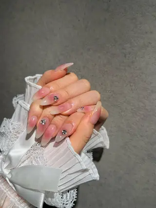 ネイル I-nailロング /ワンホン/キラキラのネイルデザイン