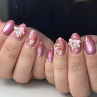 ネイル Legit nail salonのネイルデザイン