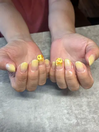 ネイル FUKA🌞 je belle 三鷹のネイルデザイン