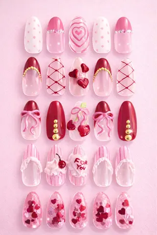 ネイル butterflower所属・藤井 里世のネイルデザイン