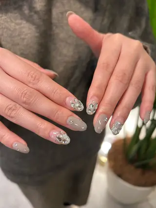 ネイル repos-ルポ-所属・repos yoshitomeのネイルデザイン