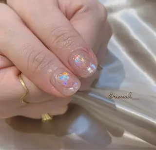 ネイル 𝘙𝘪𝘰𝘯𝘢 ...🕯🤍のネイルデザイン