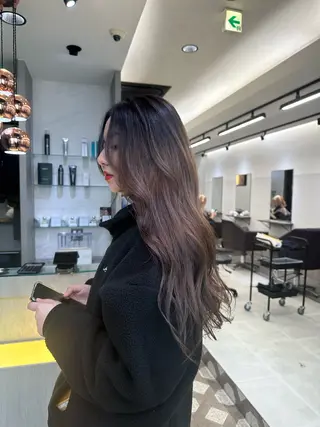 ロング カラー ケアブリーチ/エフェ クトブリーチ/天神のヘアスタイル