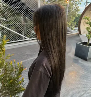 ロング 長尾 空稜のヘアスタイル