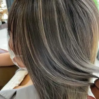 カラー 🫧DECORA 🫧望月涼🫧韓国風のヘアスタイル