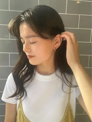 ロング カラー パーマ LANVERY所属・うる艶ヘア💐 艶ハイトーン💐彩夏のヘアスタイル