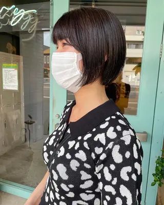 ショート カラー パーマ/レイヤー 岩山丈一郎のヘアスタイル